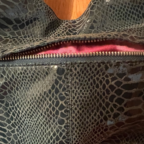 Dark green in GUC shoulder bag - Picture 4 of 8